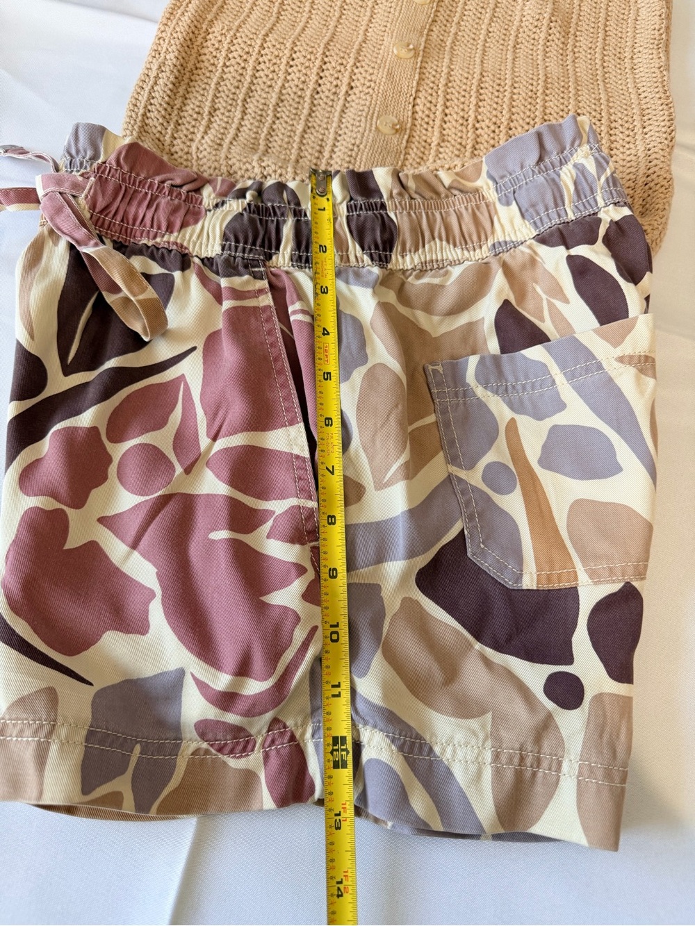 Top size Small and Shorts size XS - Picture 10 of 12